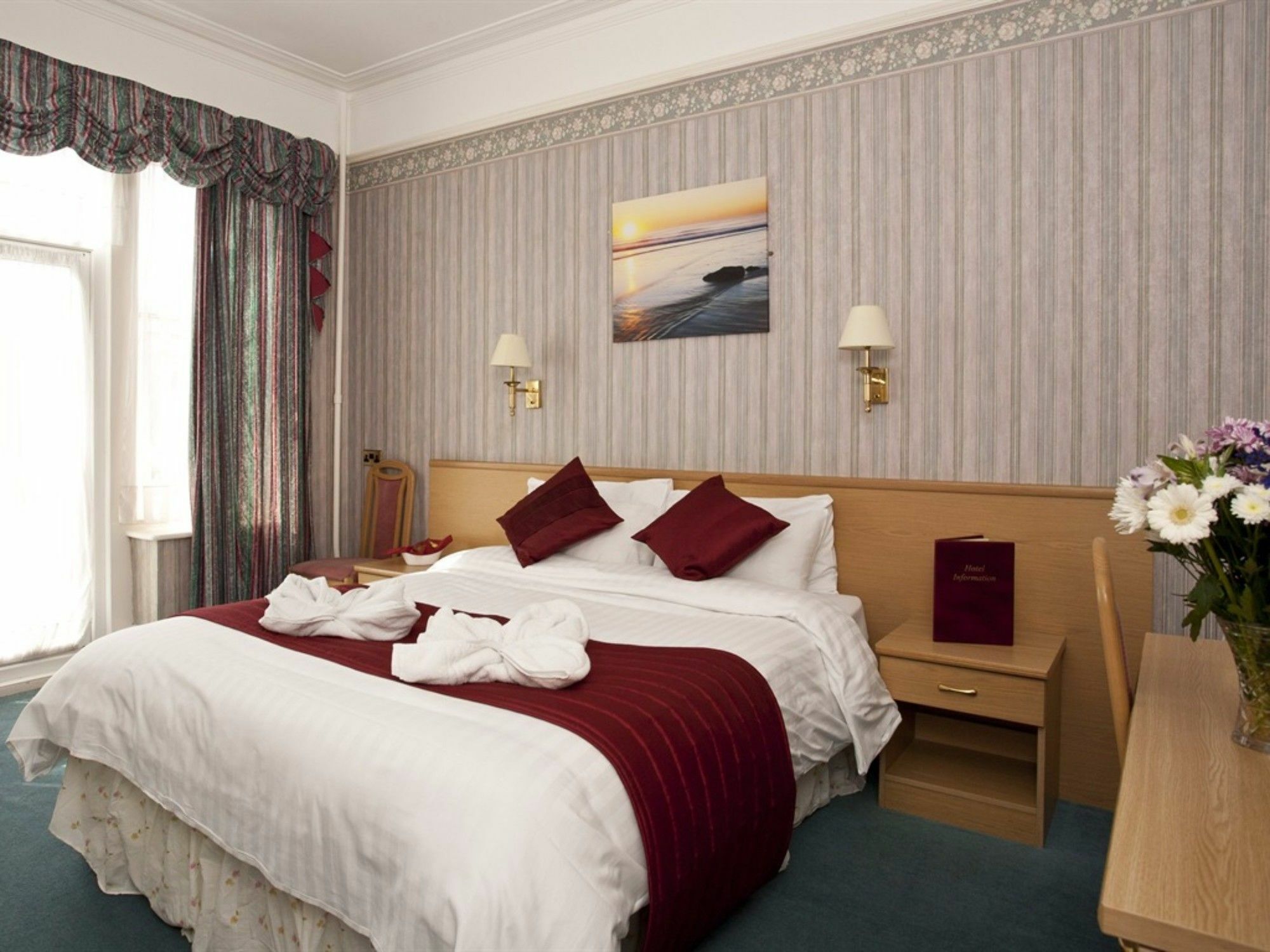 Denewood Hotel Bournemouth Exterior foto